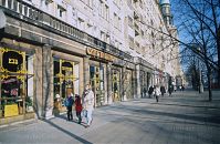 Dateiname=Berlin-Friedrichshain-Karl-Marx-199402-34.jpg
Dateigröße=276KB
Abmessungen: 880x574
hinzugefügt am: 04. Januar 2016 Berlin-Friedrichshain-Karl-Marx-199402-34.jpg