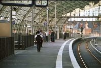 Dateiname=Berlin-Mitte-Moabit-Hauptbahnhof-20020726-38.jpg
Dateigröße=249KB
Abmessungen: 880x591
hinzugefügt am: 04. Januar 2016 Berlin-Mitte-Moabit-Hauptbahnhof-20020726-38.jpg