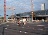 Dateiname=Berlin-Mitte-Moabit-Hauptbahnhof-20040801-02.jpg
Dateigröße=209KB
Abmessungen: 880x642
hinzugefügt am: 04. Januar 2016 Berlin-Mitte-Moabit-Hauptbahnhof-20040801-02.jpg