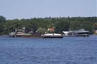 Dateiname=Berlin-Havel-Schiffe-20130721-104.jpg
Dateigröße=184KB
Abmessungen: 880x585
hinzugefügt am: 04. Januar 2016 Berlin-Havel-Schiffe-20130721-104.jpg