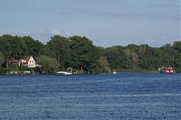 Dateiname=Berlin-Havel-obere-20120901-241.jpg
Dateigröße=181KB
Abmessungen: 880x585
hinzugefügt am: 04. Januar 2016 Berlin-Havel-obere-20120901-241.jpg
