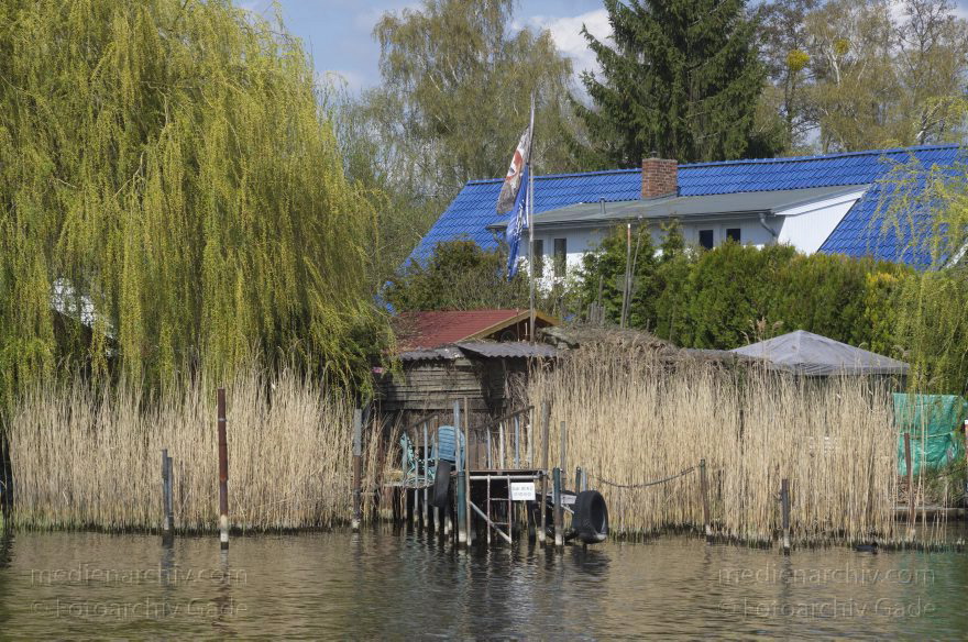 Berlin. Reinickendorf. Havel Steg
28. 4. 2013. Berlin. Reinickendorf. Fluss Havel. Obere Havel. Steg
Schlüsselwörter: Berlin;Fluss;Germany;Havel;Heiligensee;Reinickendorf;2013;Steg