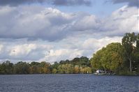 Dateiname=Berlin-Havel-Heiligensee-20121014-139.jpg
Dateigröße=157KB
Abmessungen: 880x584
hinzugefügt am: 04. Januar 2016 Berlin-Havel-Heiligensee-20121014-139.jpg