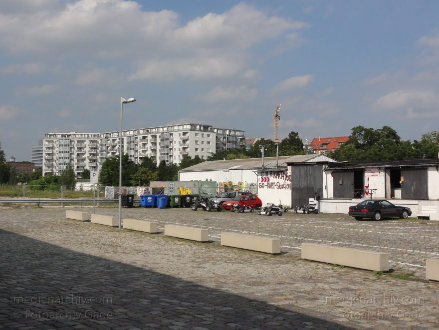 Berlin. Moabit. Gewerbegelände an der Heidestraße
2. 8. 2011. Berlin. Mitte. Moabit. Gewerbegelände an der Heidestraße
Schlüsselwörter: Berlin;Deutschland;Germany;Heidestraße;Mitte;Moabit;2011;Tiergarten