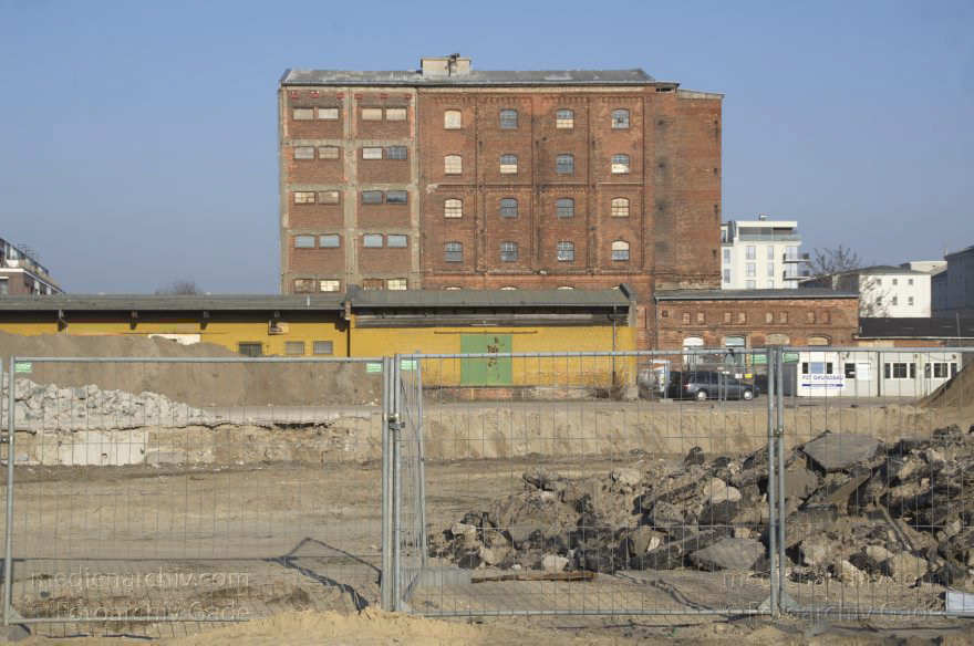 Berlin. Moabit. Heidestraße
25. 2. 2014. Berlin. Mitte. Moabit. Baustelle Eurocity an der Heidestraße
Schlüsselwörter: Baustelle;Berlin;Eurocity;Germany;Heidestraße;Mitte;2014;Moabit