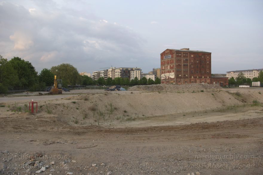 Berlin. Mitte. Moabit. Heidestraße
9. 5. 2015. Berlin. Mitte. Moabit. Baustelle Europacity an der Heidestraße
Schlüsselwörter: 2015;Baustelle;Berlin;Europacity;Heidestraße;Mitte;Moabit