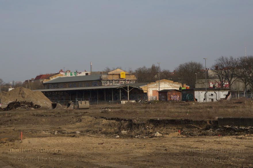 Berlin. Moabit
27. 3. 2012. Berlin. Mitte. Moabit. Ehemaliges Bahngelände entlang der Siemensstraße
Schlüsselwörter: Baustelle;Berlin;Deutschland;Germany;Moabit;Siemensstraße;2012;Tiergarten