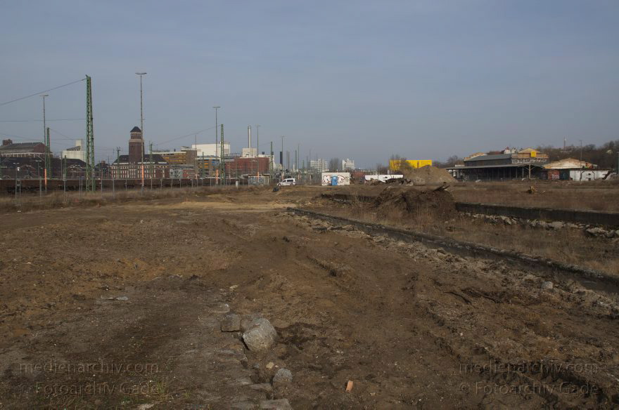 Berlin. Moabit
27. 3. 2012. Berlin. Mitte. Moabit. Ehemaliges Bahngelände entlang der Siemensstraße
Schlüsselwörter: Baustelle;Berlin;Deutschland;Germany;Moabit;Siemensstraße;2012;Tiergarten
