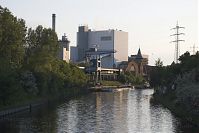 Dateiname=Berlin-Mitte-Moabit-Kraftwerk-20050515-14.jpg
Dateigröße=181KB
Abmessungen: 880x586
hinzugefügt am: 04. Januar 2016 Berlin-Mitte-Moabit-Kraftwerk-20050515-14.jpg