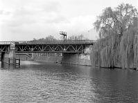 Dateiname=Berlin-Mitte-Moabit-Spree-1991-090.jpg
Dateigröße=208KB
Abmessungen: 880x658
hinzugefügt am: 04. Januar 2016 Berlin-Mitte-Moabit-Spree-1991-090.jpg