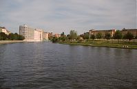 Dateiname=Berlin-Mitte-Moabit-Spree-199208-20.jpg
Dateigröße=152KB
Abmessungen: 880x575
hinzugefügt am: 04. Januar 2016 Berlin-Mitte-Moabit-Spree-199208-20.jpg