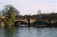 Dateiname=Berlin-Mitte-Moabit-Spree-19921108-22.jpg
Dateigröße=218KB
Abmessungen: 880x575
hinzugefügt am: 04. Januar 2016 Berlin-Mitte-Moabit-Spree-19921108-22.jpg