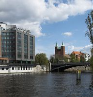 Dateiname=Berlin-Mitte-Moabit-Spree-20080504-52p.jpg
Dateigröße=249KB
Abmessungen: 849x880
hinzugefügt am: 04. Januar 2016 Berlin-Mitte-Moabit-Spree-20080504-52p.jpg