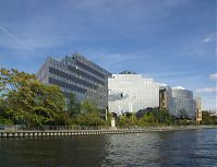 Dateiname=Berlin-Mitte-Moabit-Spree-20120925-142.jpg
Dateigröße=215KB
Abmessungen: 880x677
hinzugefügt am: 04. Januar 2016 Berlin-Mitte-Moabit-Spree-20120925-142.jpg