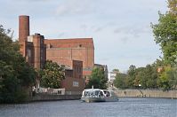 Berlin-Mitte-Moabit-Spree-20120925-150.jpg
