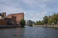 Dateiname=Berlin-Mitte-Moabit-Spree-20120925-154.jpg
Dateigröße=162KB
Abmessungen: 880x584
hinzugefügt am: 04. Januar 2016 Berlin-Mitte-Moabit-Spree-20120925-154.jpg