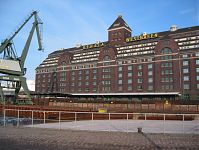 Dateiname=Berlin-Mitte-Moabit-Westhafen-20020119-25.jpg
Dateigröße=242KB
Abmessungen: 880x661
hinzugefügt am: 04. Januar 2016 Berlin-Mitte-Moabit-Westhafen-20020119-25.jpg
