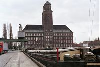 Dateiname=Berlin-Mitte-Moabit-Westhafen-200203-00.jpg
Dateigröße=166KB
Abmessungen: 880x595
hinzugefügt am: 04. Januar 2016 Berlin-Mitte-Moabit-Westhafen-200203-00.jpg