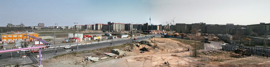Berlin. Potsdamer Platz. Leipzigerstraße. Leipziger Platz
Mai 1995. Berlin. Mitte. Tiergarten. Baustelle Potsdamer Platz. Leipziger Straße. Leipziger Platz
Schlüsselwörter: Baustelle;Berlin;Deutschland;Germany;Leipziger Platz;Potsdamer Platz;1995;Tiergarten