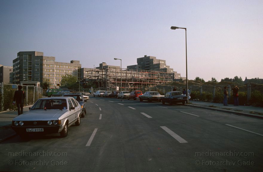 Berlin. Tiergarten. Potsdamer Platz.
6. 10. 1991. Berlin. Mitte. Tiergarten.Potsdamer Platz.
Schlüsselwörter: Berlin;Deutschland;Germany;Potsdamer Platz;1991;Tiergarten
