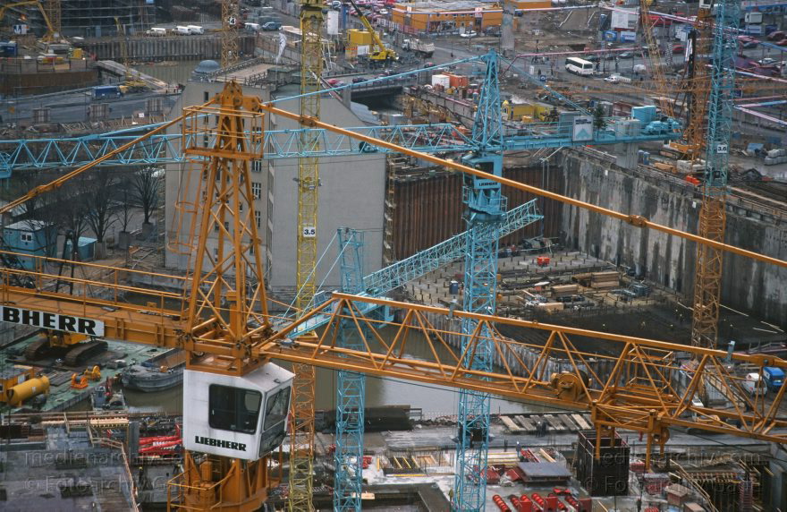 Berlin. Potsdamer Platz. Baustelle
31. 1. 1997. Berlin. Mitte. Tiergarten. Potsdamer Platz. Baustelle
Schlüsselwörter: Baustelle;Berlin;Deutschland;Germany;Potsdamer Platz;1997;Tiergarten