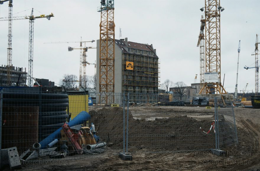 Berlin. Tiergarten. Potsdamer Platz.
31. 1. 1997. Berlin. Mitte. Tiergarten. Potsdamer Platz. Weinhaus Huth
Schlüsselwörter: Baustelle;Berlin;Deutschland;Germany;Potsdamer Platz;Tiergarten;1997;Weinhaus Huth