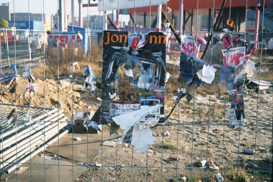 Berlin. Potsdamer Platz. Baustelle
31. 1. 1997. Berlin. Mitte. Tiergarten. Potsdamer Platz. Baustelle
Schlüsselwörter: Baustelle;Berlin;Deutschland;Germany;Potsdamer Platz;1997;Tiergarten