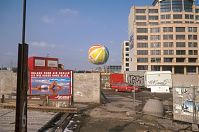 Dateiname=Berlin-Potsdamer-Platz-20010225-47.jpg
Dateigröße=205KB
Abmessungen: 880x582
hinzugefügt am: 04. Januar 2016 Berlin-Potsdamer-Platz-20010225-47.jpg