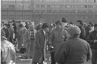Berlin-Potsdamer-Platz-Krempelmarkt-199002-203.jpg