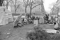 Dateiname=Berlin-Prenzlauer-Berg-Helmholtzplatz-199601-253.jpg
Dateigröße=254KB
Abmessungen: 880x584
hinzugefügt am: 04. Januar 2016 Berlin-Prenzlauer-Berg-Helmholtzplatz-199601-253.jpg