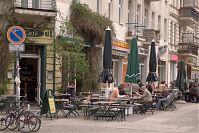 Berlin-Prenzlauer-Berg-Kastanienallee-20050414-39.jpg