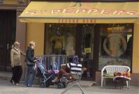 Dateiname=Berlin-Prenzlauer-Berg-Kastanienallee-20050422-15.jpg
Dateigröße=182KB
Abmessungen: 880x596
hinzugefügt am: 04. Januar 2016 Berlin-Prenzlauer-Berg-Kastanienallee-20050422-15.jpg