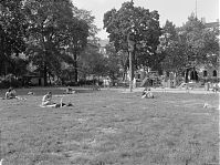 Berlin-Prenzlauer-Berg-Kollwitzplatz-19920720-021.jpg