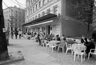 Berlin-Prenzlauer-Berg-Kollwitzplatz-1994-258.jpg