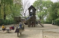 Berlin-Prenzlauer-Berg-Mauerpark-200205-15.jpg