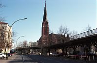 Dateiname=Berlin-Schoeneberg-20030315-01.jpg
Dateigröße=200KB
Abmessungen: 880x571
hinzugefügt am: 04. Januar 2016 Berlin-Schoeneberg-20030315-01.jpg