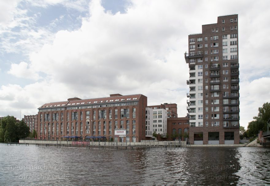 Berlin. Spandau. Havel-Oder-Wasserstraße
31. 8. 2011. Berlin. Spandau. Fluss. Havel. Havel-Oder-Wasserstraße
Schlüsselwörter: Berlin;Deutschland;Germany;Havel;Havel-Oder-Wasserstraße;2011;Spandau