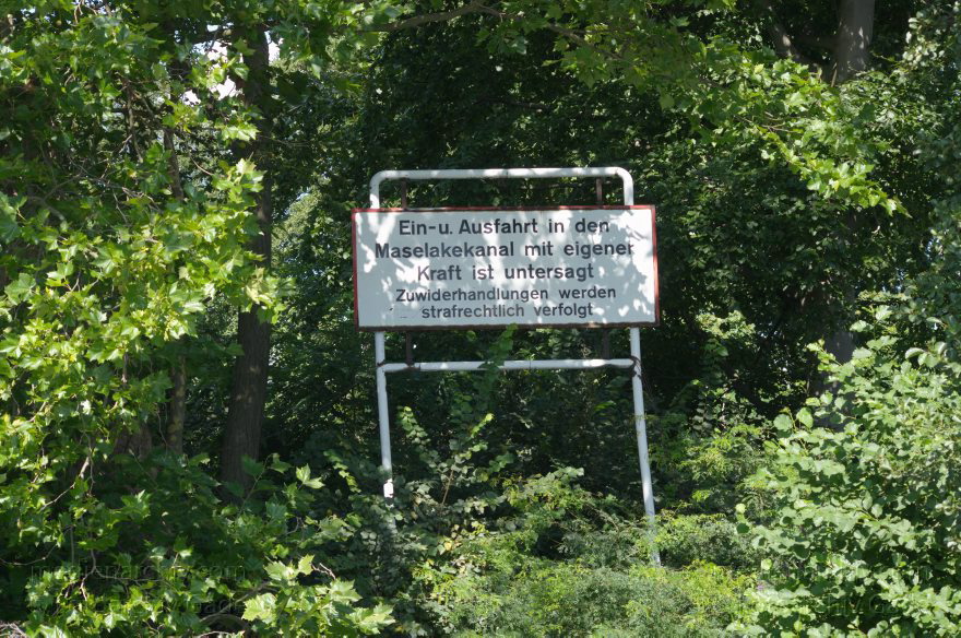 Berlin. Spandau. Havel. Maselakekanal
14. 8. 2012. Berlin. Spandau. Fluss Havel. Maselakekanal
Schlüsselwörter: Berlin;Deutschland;Fluss;Germany;Havel;Maselakekanal;2012;Spandau