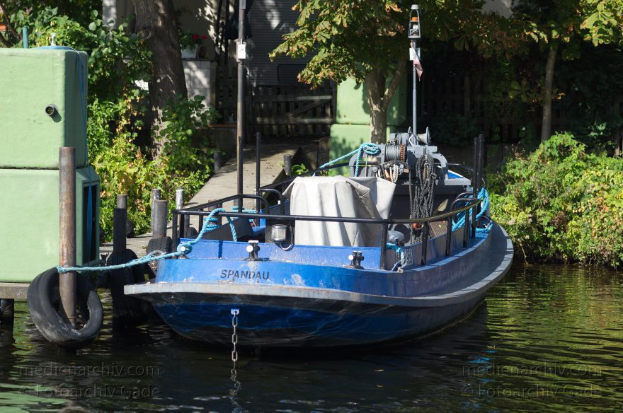 Berlin. Spandau. Havel. Obere Havel.
30. 9. 2012. Berlin. Spandau. Fluss Havel. Obere Havel.
Schlüsselwörter: Berlin;Boote;Deutschland;Fluss;Germany;Havel;Obere Havel;Schiffe;2012;Spandau