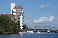 Dateiname=Berlin-Spandau-Havel-obere-20120930-111.jpg
Dateigröße=175KB
Abmessungen: 880x584
hinzugefügt am: 04. Januar 2016 Berlin-Spandau-Havel-obere-20120930-111.jpg