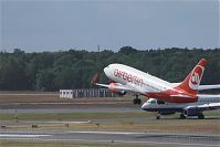 Dateiname=Berlin-Tegel-Airport-20100620-115.jpg
Dateigröße=140KB
Abmessungen: 880x588
hinzugefügt am: 04. Januar 2016 Berlin-Tegel-Airport-20100620-115.jpg
