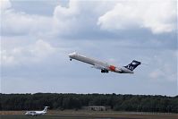 Dateiname=Berlin-Tegel-Airport-20100620-152.jpg
Dateigröße=100KB
Abmessungen: 880x588
hinzugefügt am: 04. Januar 2016 Berlin-Tegel-Airport-20100620-152.jpg