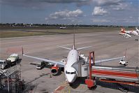 Dateiname=Berlin-Tegel-Airport-20100620-222.jpg
Dateigröße=179KB
Abmessungen: 880x588
hinzugefügt am: 04. Januar 2016 Berlin-Tegel-Airport-20100620-222.jpg