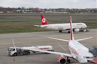Dateiname=Berlin-Tegel-Airport-20120423-180.jpg
Dateigröße=173KB
Abmessungen: 880x584
hinzugefügt am: 04. Januar 2016 Berlin-Tegel-Airport-20120423-180.jpg