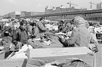 Berlin-Tiergarten-Krempelmarkt-Flohmarkt-198904-205.jpg