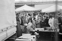 Dateiname=Berlin-Tiergarten-Krempelmarkt-Flohmarkt-198912-224.jpg
Dateigröße=167KB
Abmessungen: 880x585
hinzugefügt am: 04. Januar 2016 Berlin-Tiergarten-Krempelmarkt-Flohmarkt-198912-224.jpg