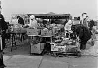 Dateiname=Berlin-Tiergarten-Krempelmarkt-Flohmarkt-19920906-16.jpg
Dateigröße=206KB
Abmessungen: 880x614
hinzugefügt am: 04. Januar 2016 Berlin-Tiergarten-Krempelmarkt-Flohmarkt-19920906-16.jpg