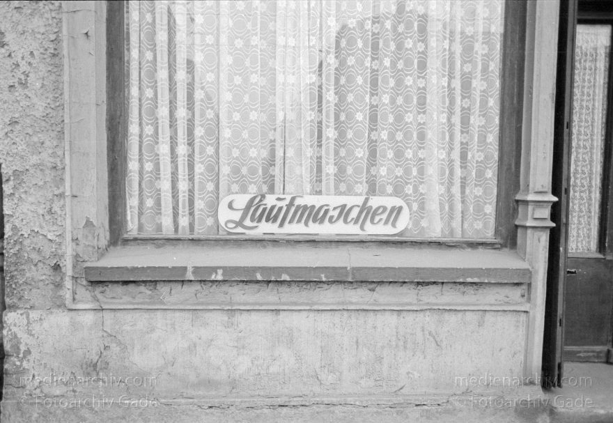 Berlin. Treptow. (DDR - OstBerlin.)
14. 1. 1990. Berlin. Treptow. (DDR. Ostberlin)
Schlüsselwörter: Berlin;Deutschland;Germany;Ostberlin;1990;Treptow