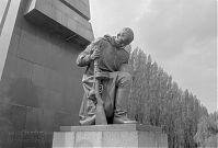 Dateiname=Berlin-Treptow-19900416-11.jpg
Dateigröße=154KB
Abmessungen: 880x597
hinzugefügt am: 04. Januar 2016 Berlin-Treptow-19900416-11.jpg
