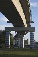 Berlin-Wedding-Eisenbahnbruecke-20050515-26.jpg